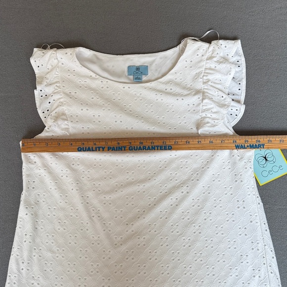NEW CeCe Women’s White Eyelet Ruffle top cap sleeves size large. Fully lined - Picture 10 of 11
